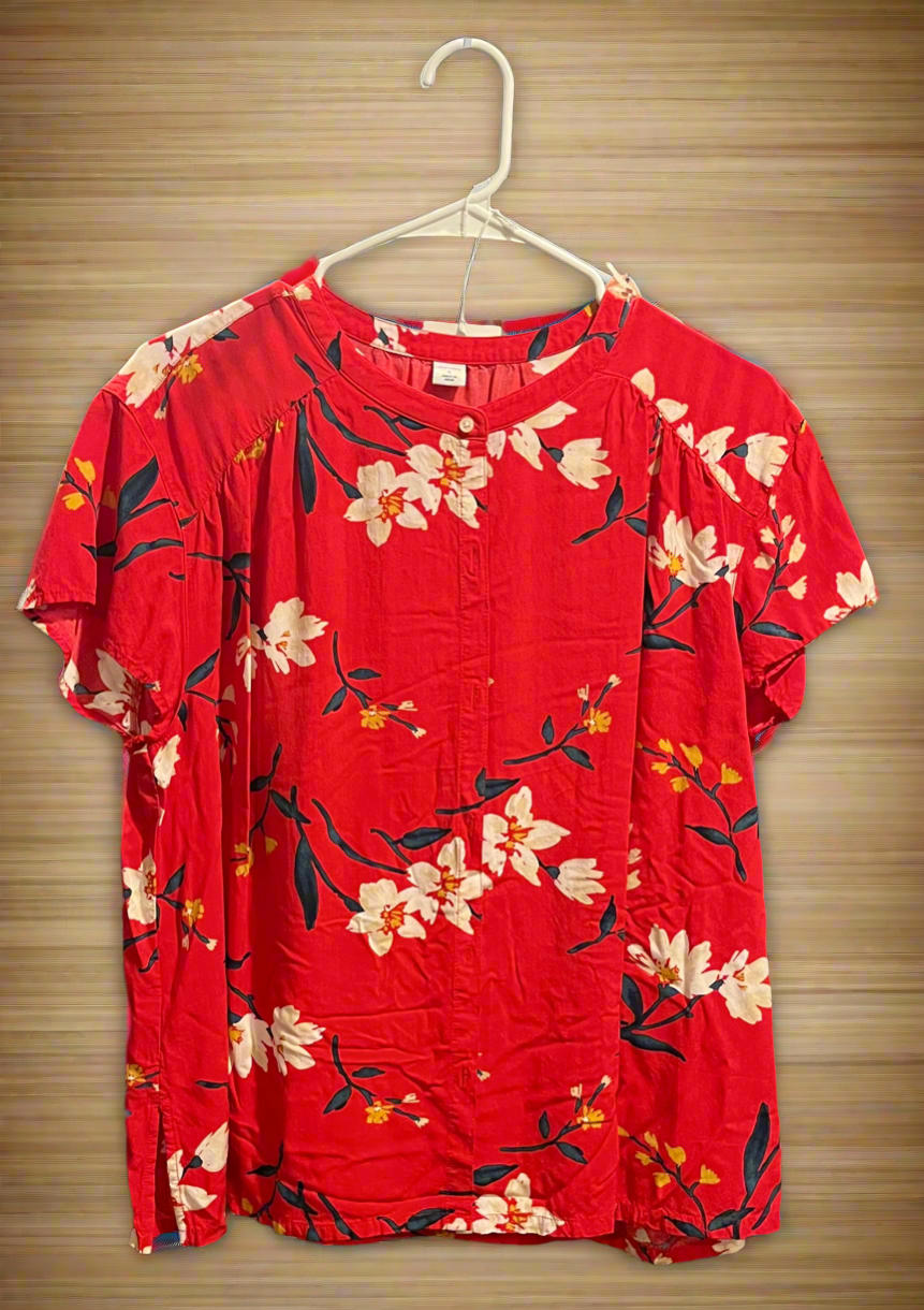 Large Tee - Button Down