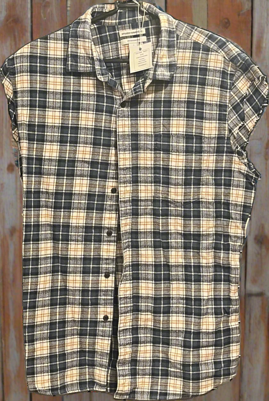 Large Flannel - Short Sleeve