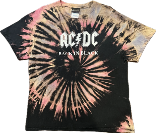 Upcycled Vintage AC/DC - L