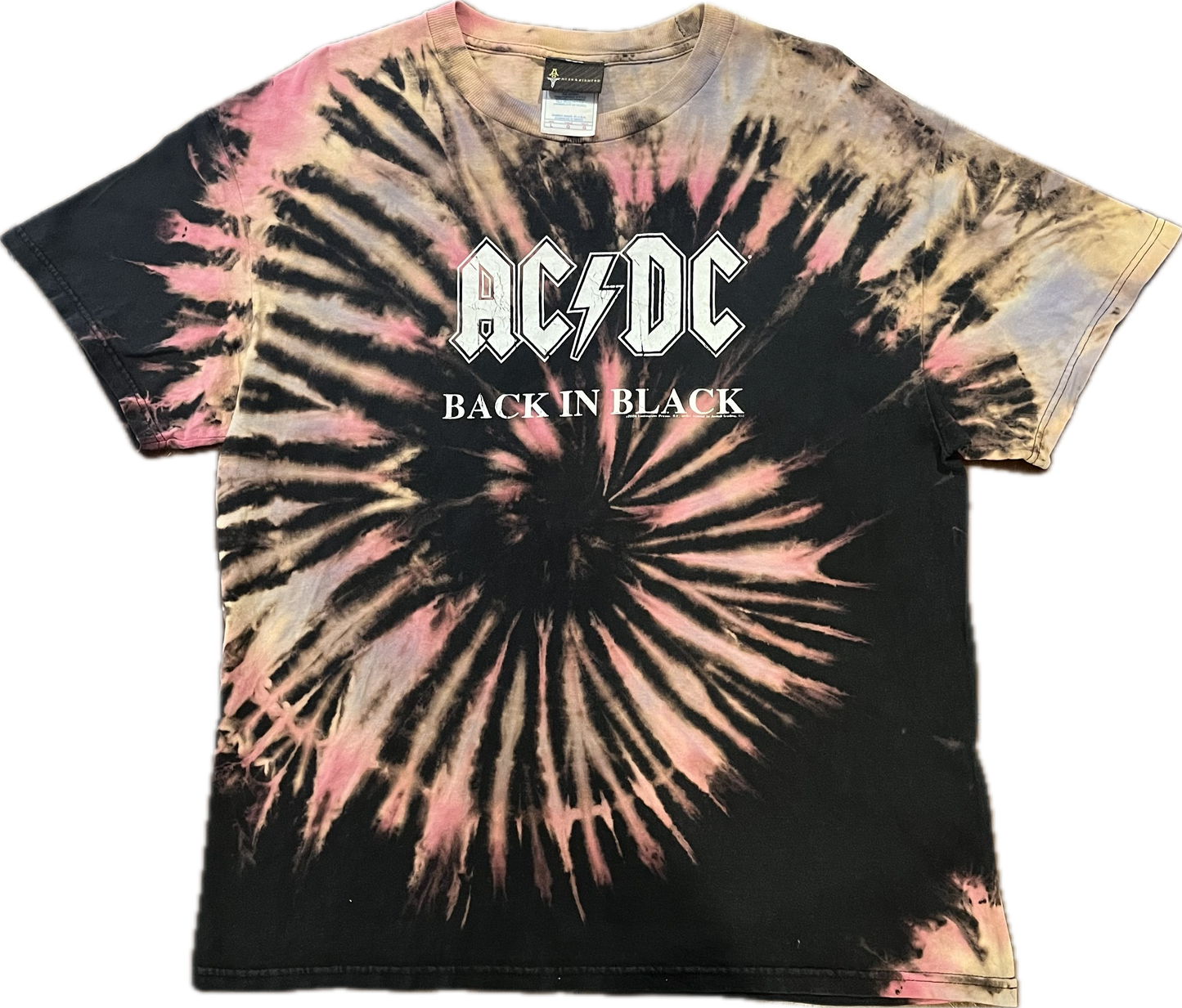 Upcycled Vintage AC/DC - L